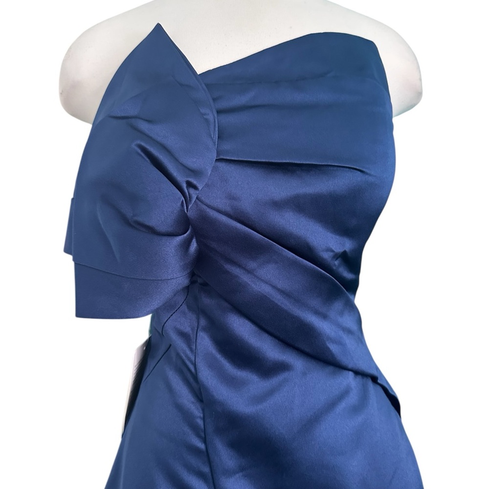 Cicinia Elegant Navy Blue Evening Gown - Picture 3 of 10
